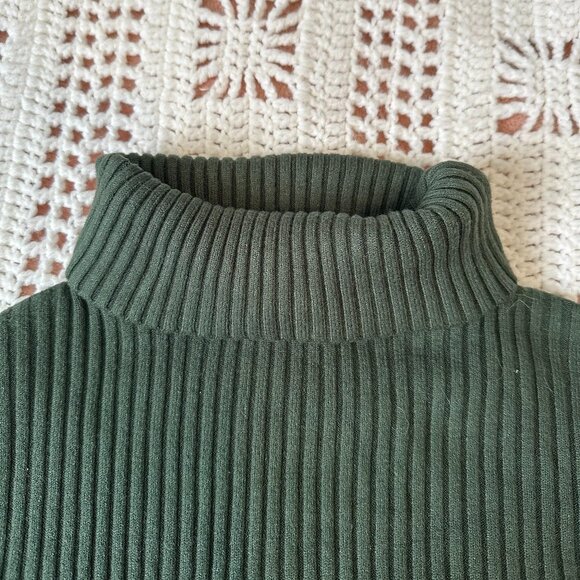 Cropped Turtleneck Ribbed Knit Sweater Top - Love Tree - Picture 3 of 5